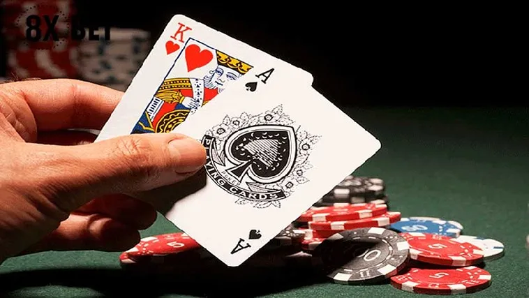 Trò Chơi Xì Tố Tại V7BET: Mẹo Chiến Thắng Từ Cao Thủ 4 Trò Chơi Xì Tố Tại V7BET: Mẹo Chiến Thắng Từ Cao Thủ